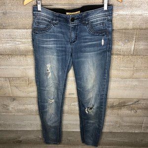 Democracy Ab Technology size 2 slimming sculpting distressed skinny jeans